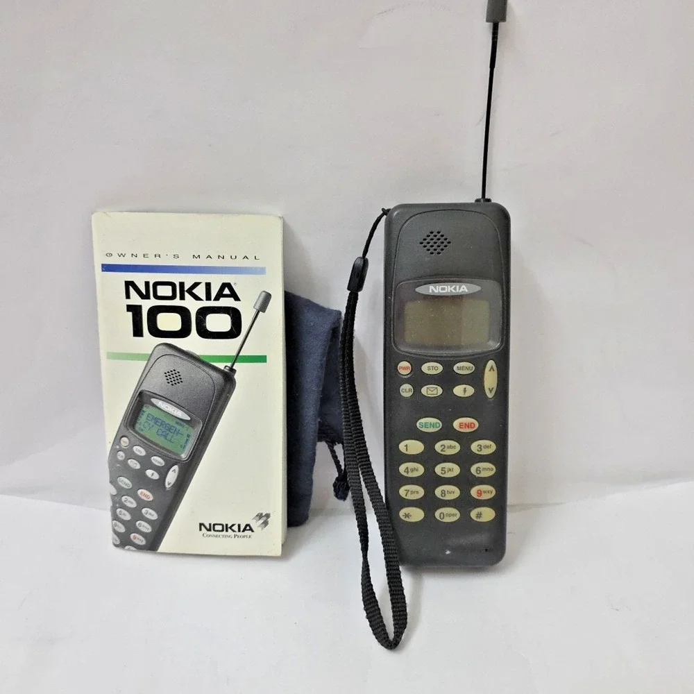 Vintage Nokia 100 Brick Cell Phone w Box Case Untested Collectible Retro